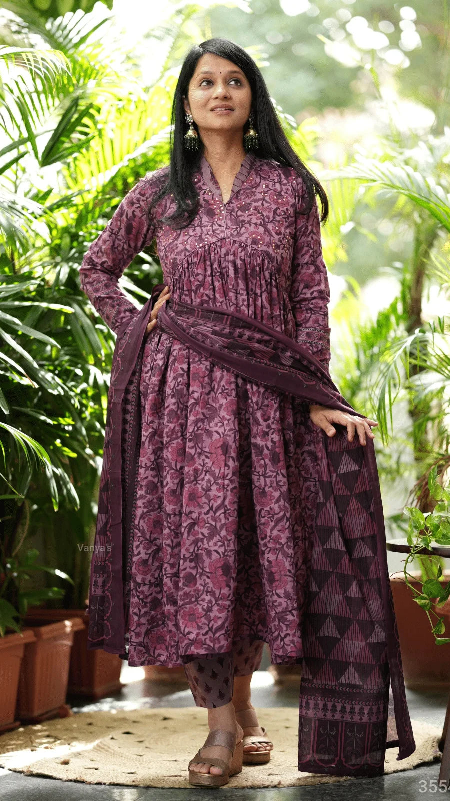 RT3554 (Prebook Open)- 12 days dispatch time - Trendies Attire