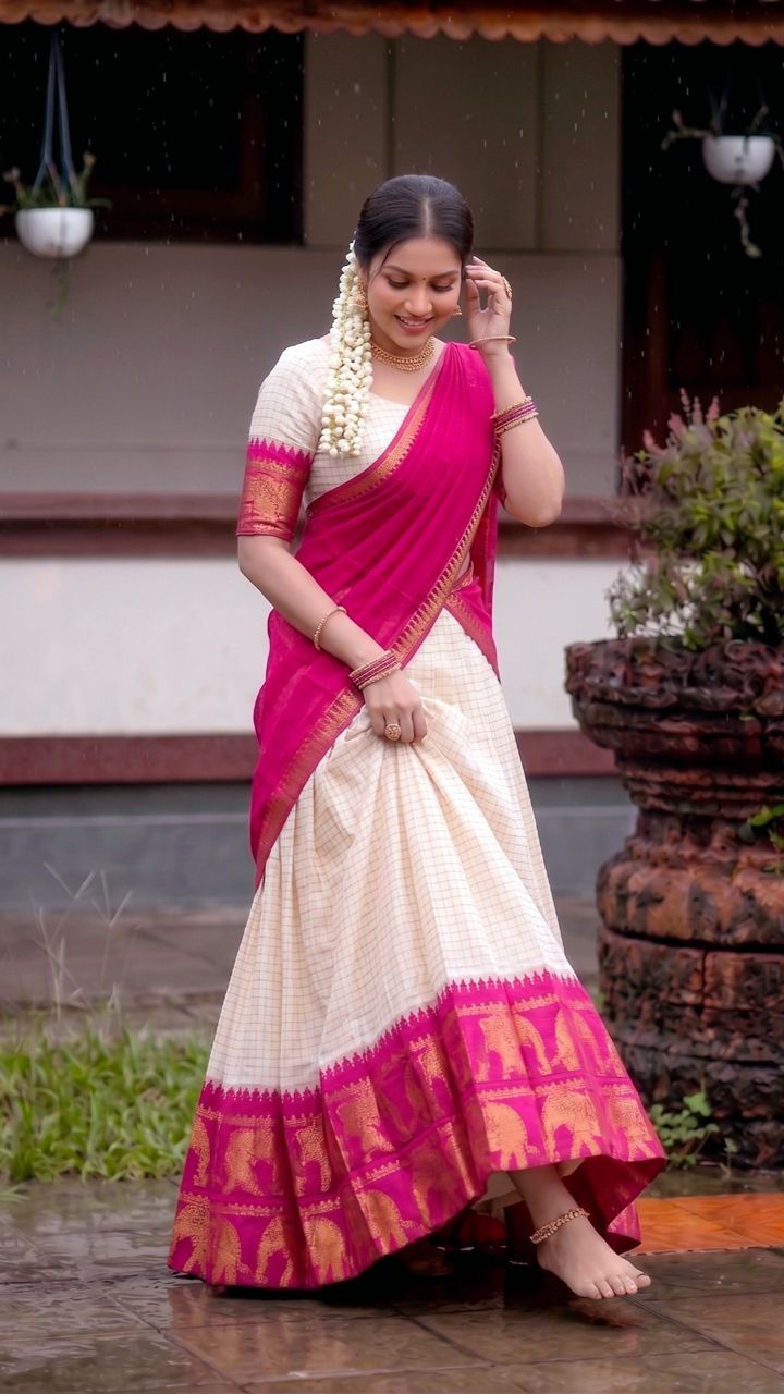 rekha 2