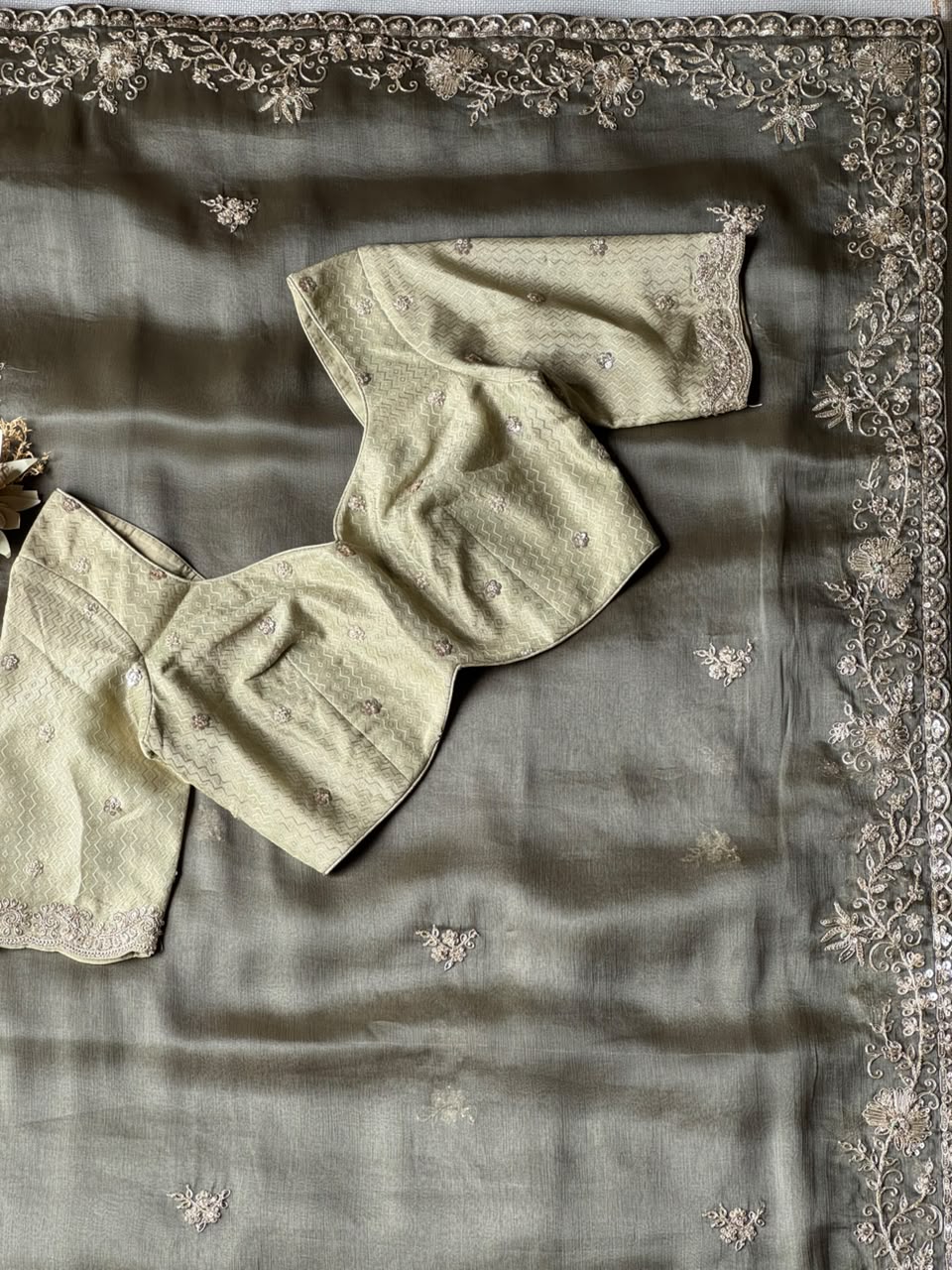 reenu - Trendies Attire